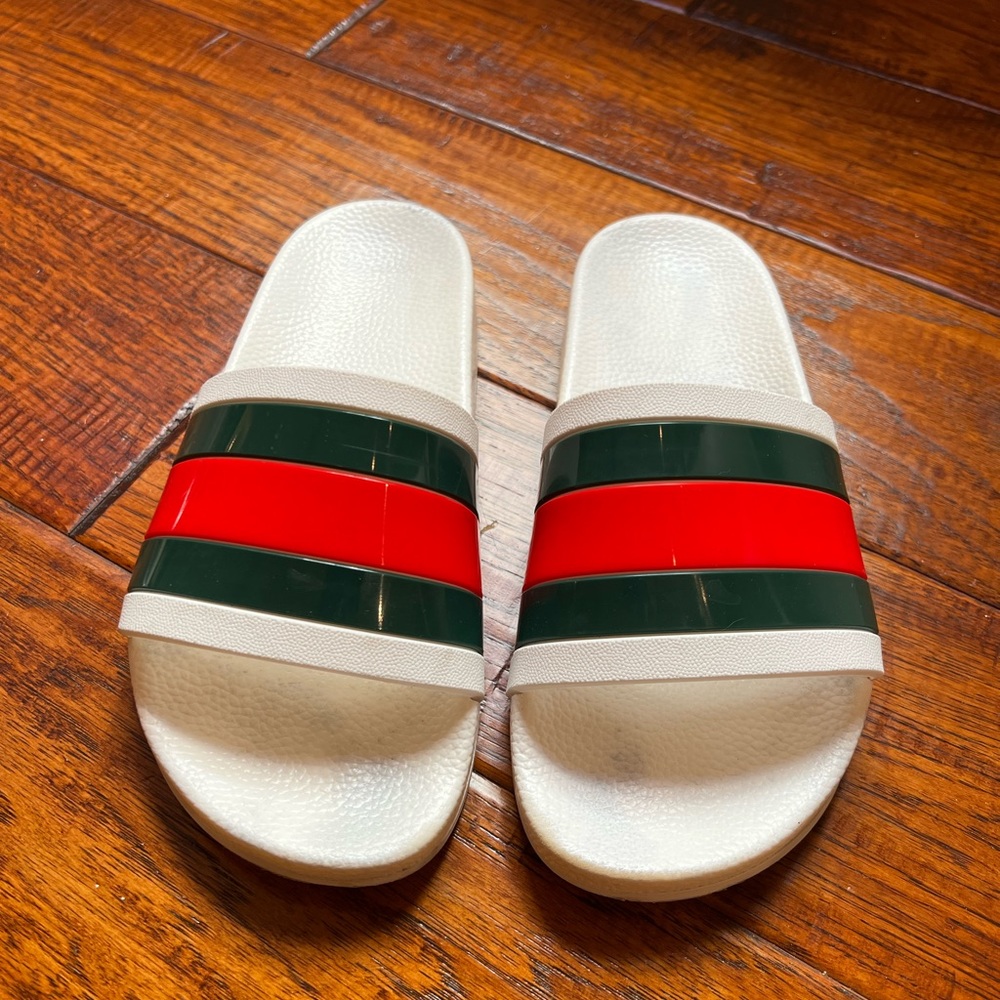 Men’s or Women’s Unisex Gucci Slides White Signature Striped Sandal